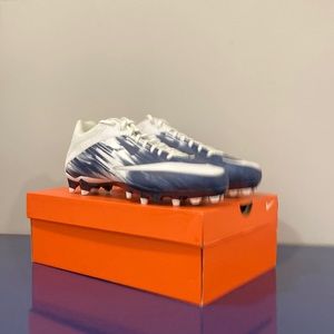 Nike lacrosse cleats (Brand New)!